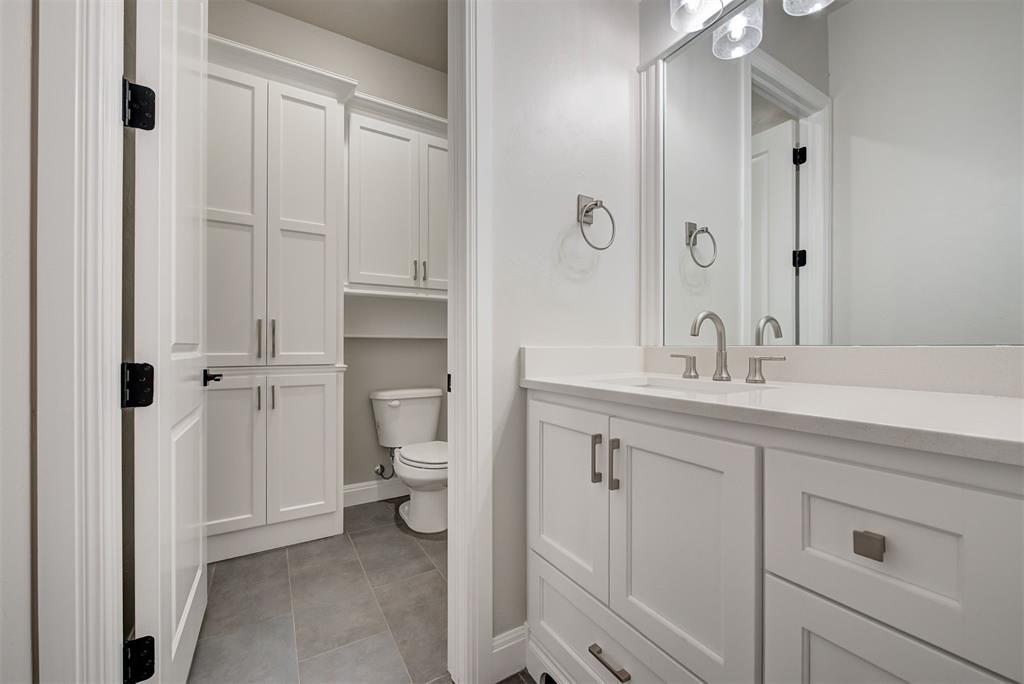 3000 Gold Finch Drive