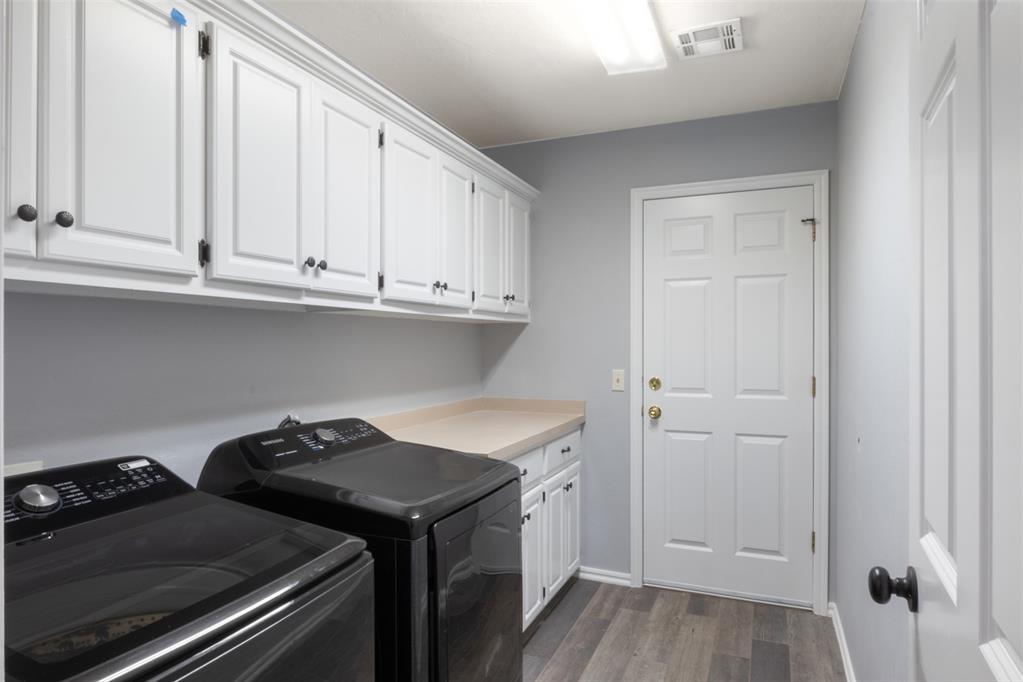 3901 NE 142nd Street