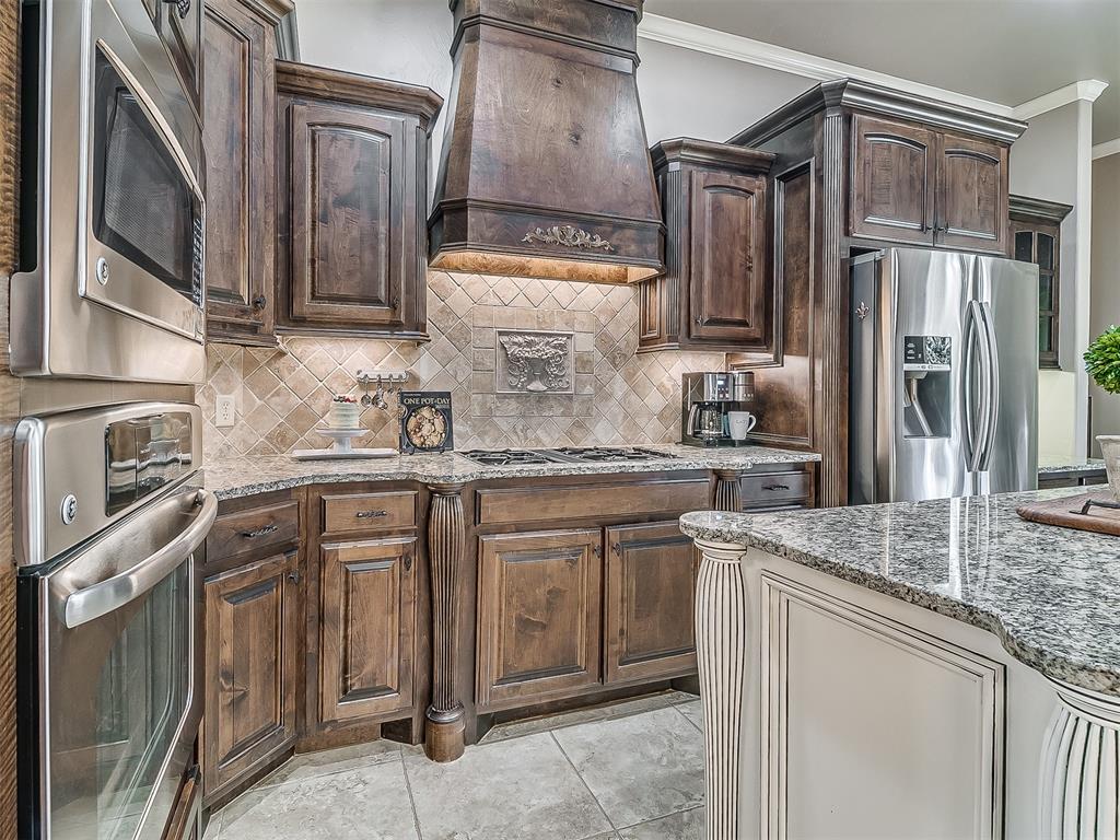 3233 Silvercliffe Court