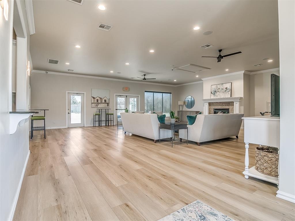 3233 Silvercliffe Court