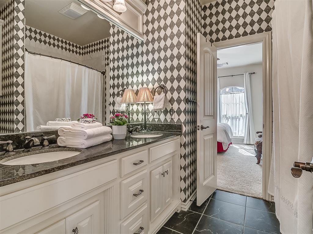 3233 Silvercliffe Court