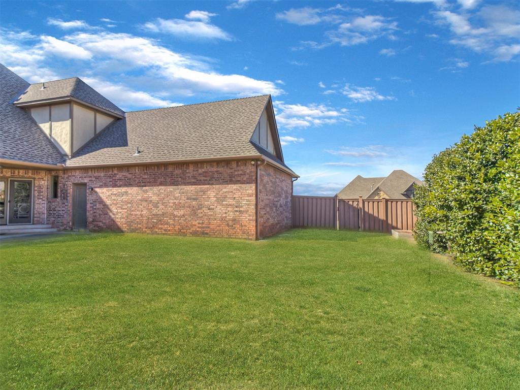 3233 Silvercliffe Court