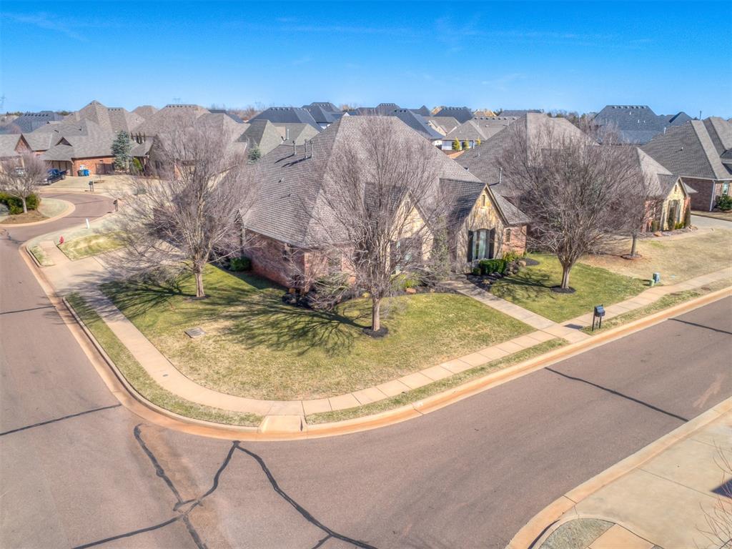 3233 Silvercliffe Court