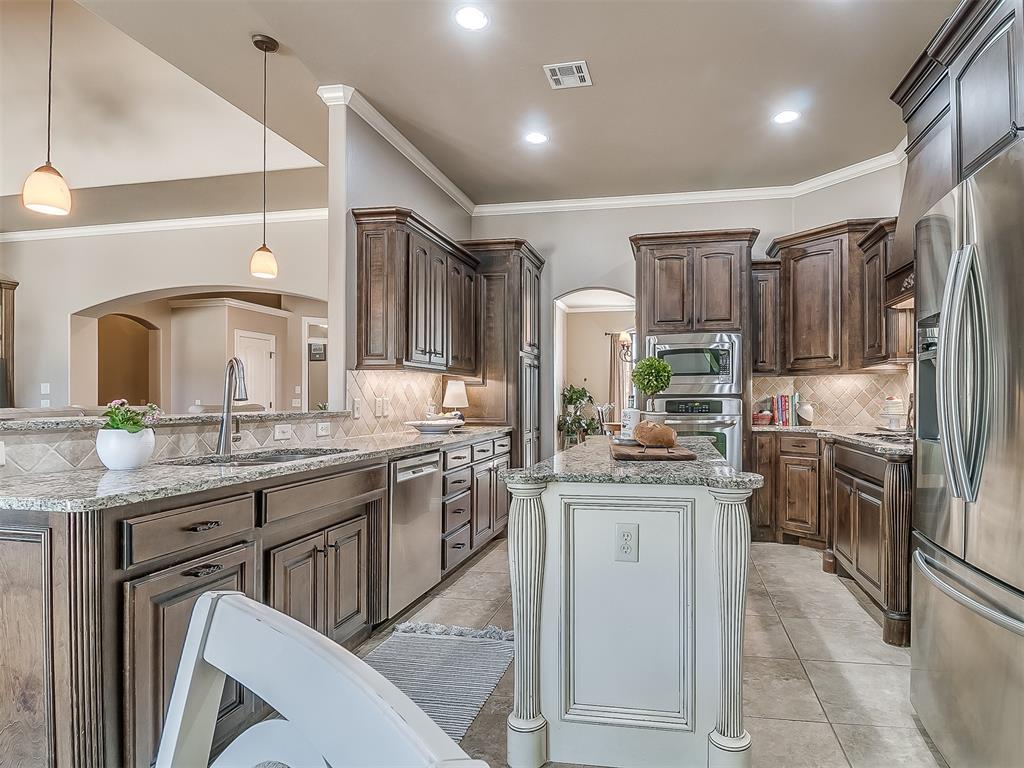 3233 Silvercliffe Court