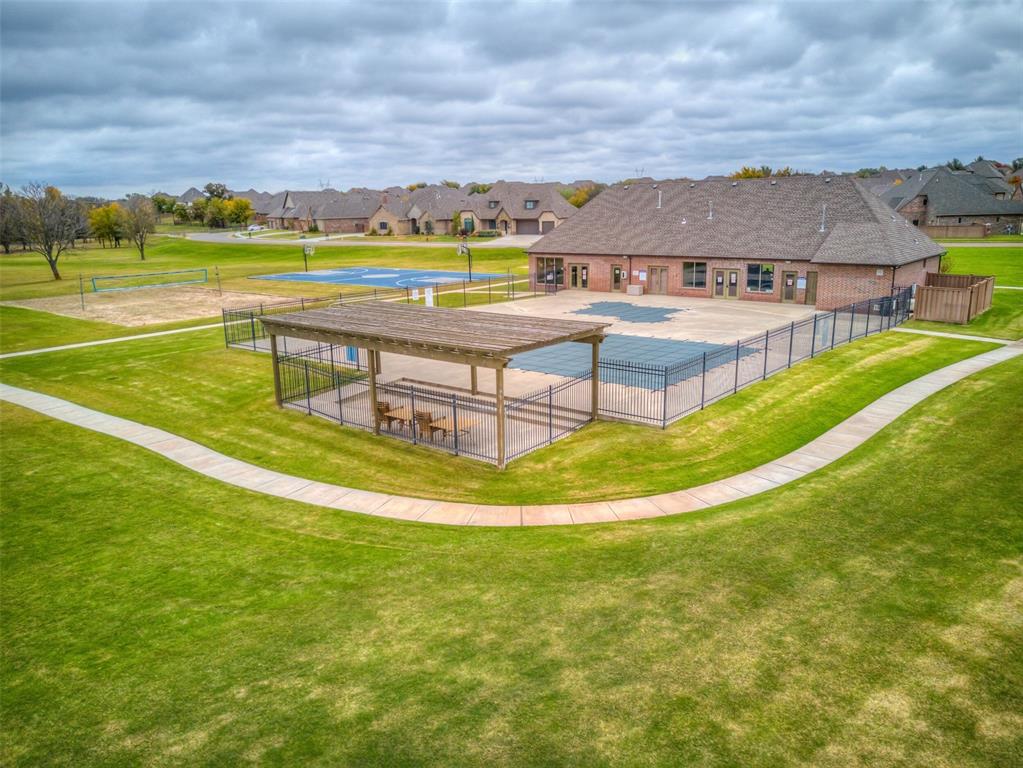 3233 Silvercliffe Court