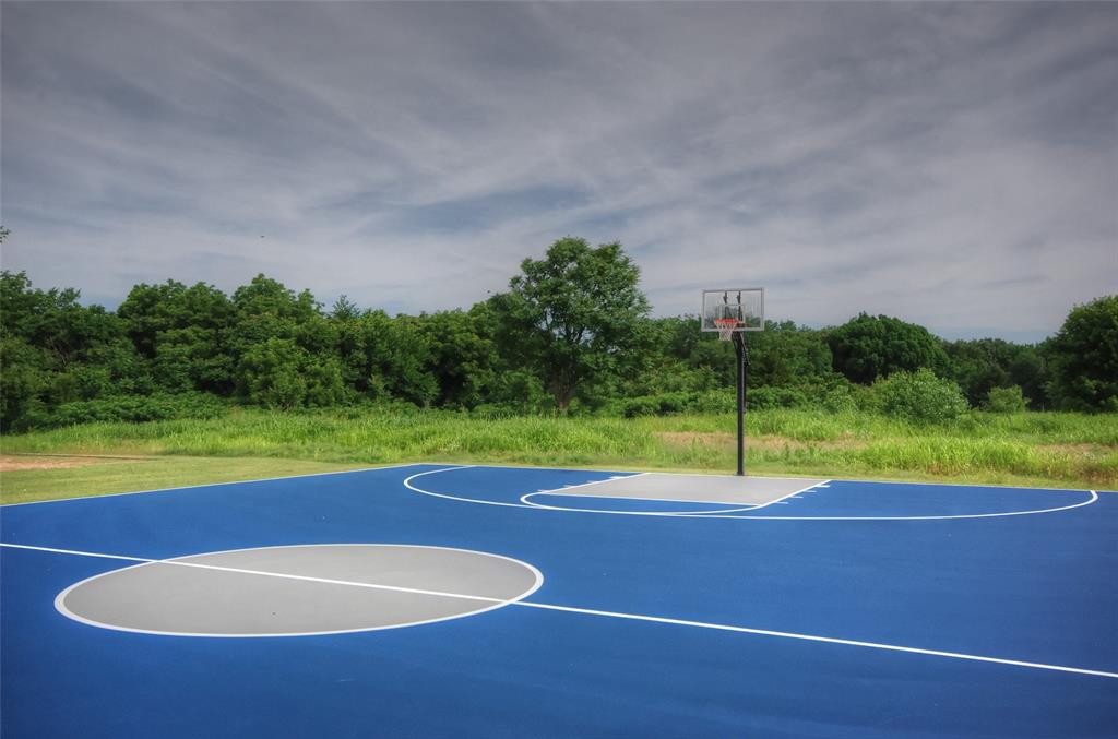 3233 Silvercliffe Court