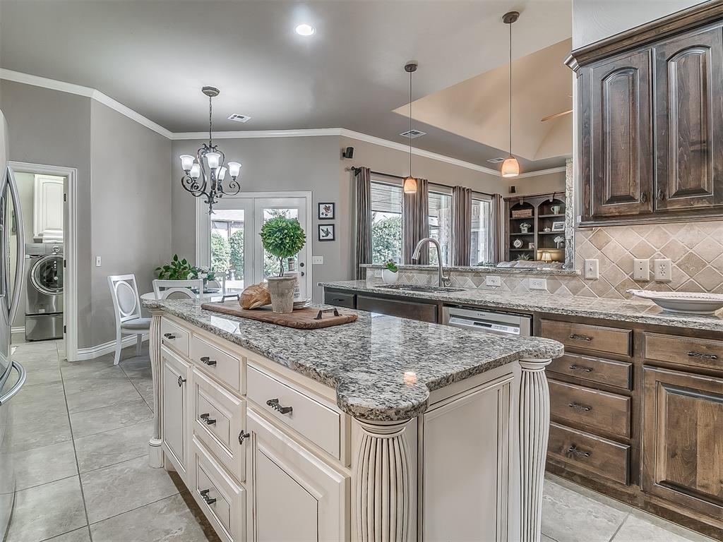 3233 Silvercliffe Court