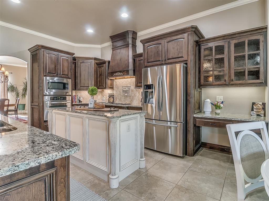 3233 Silvercliffe Court