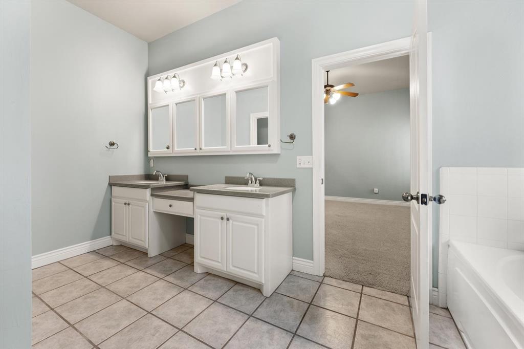 15016 Jefferson Lane