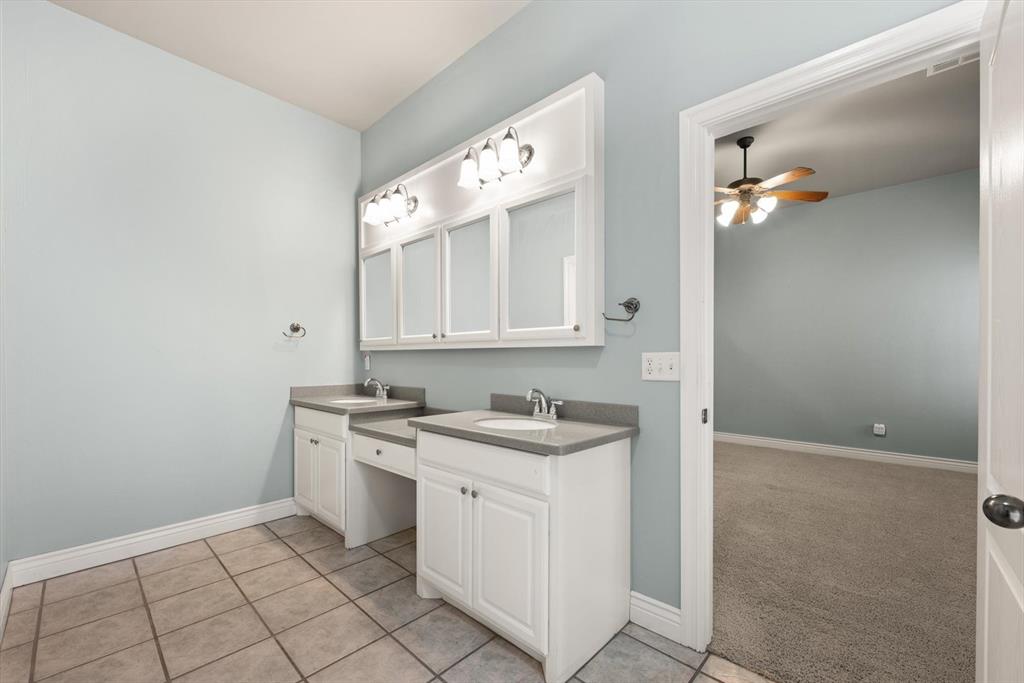 15016 Jefferson Lane