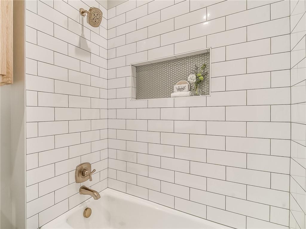 16409 Burgundy East Drive