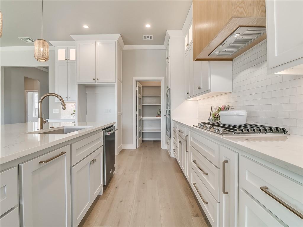 16409 Burgundy East Drive