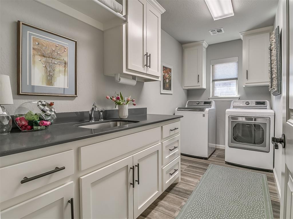 11904 Dornick Circle