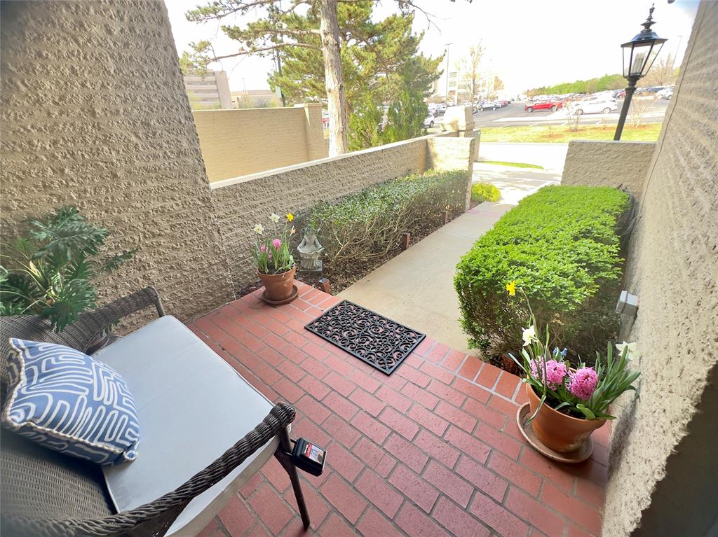 4116 Coletta Drive Unit: 9