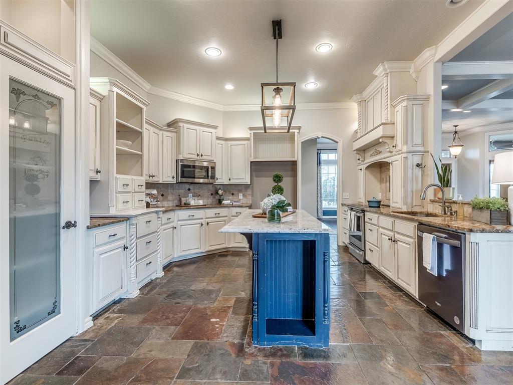 22370 Cedar Ridge Road