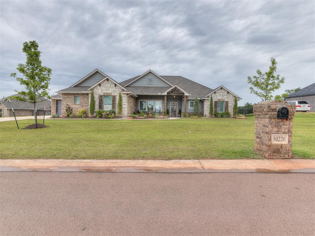 10220 Oakwood Drive