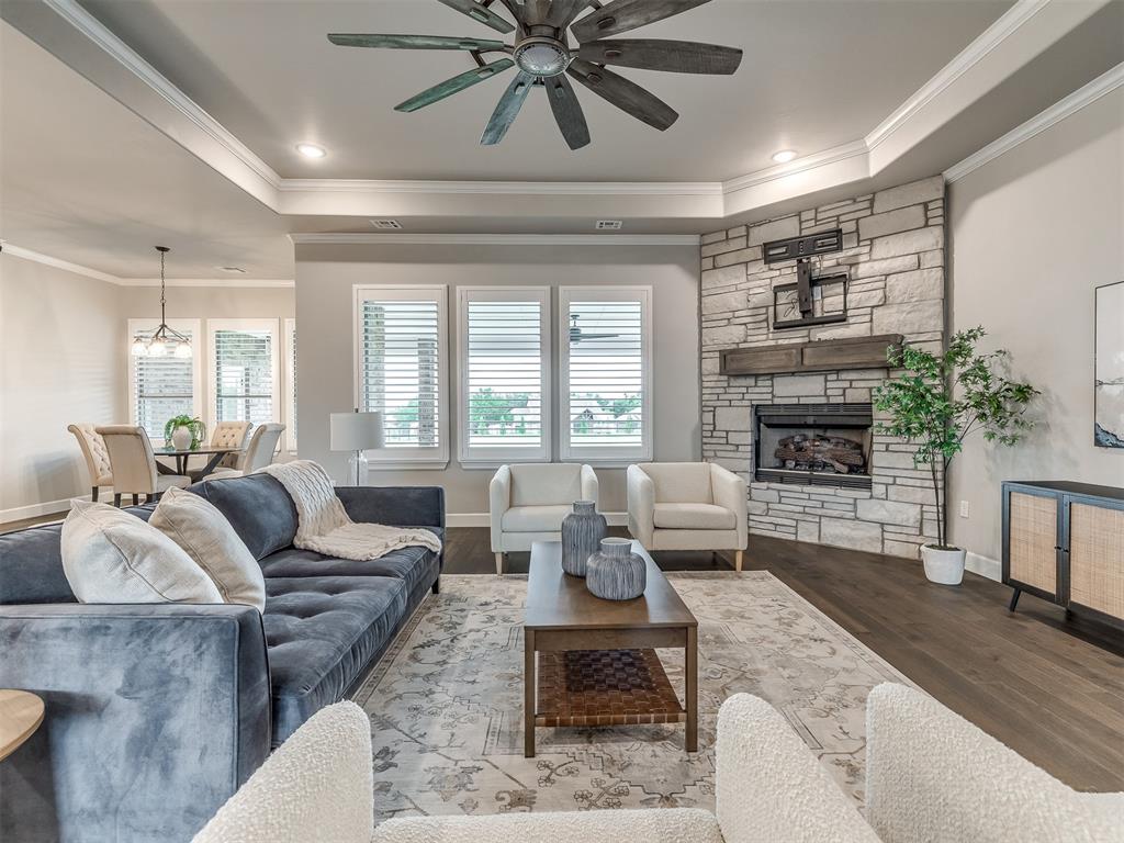 10220 Oakwood Drive