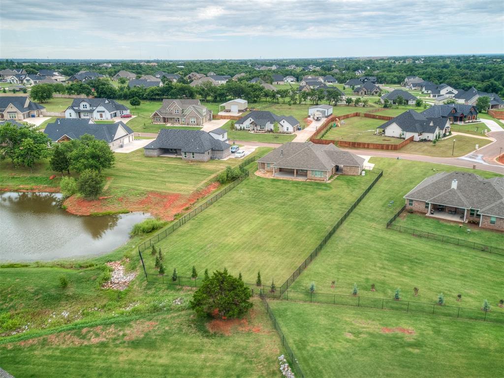 10220 Oakwood Drive