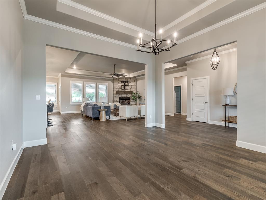 10220 Oakwood Drive