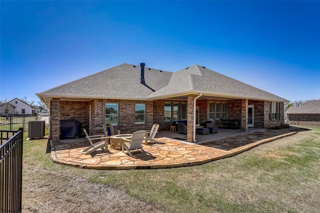 10220 Oakwood Drive