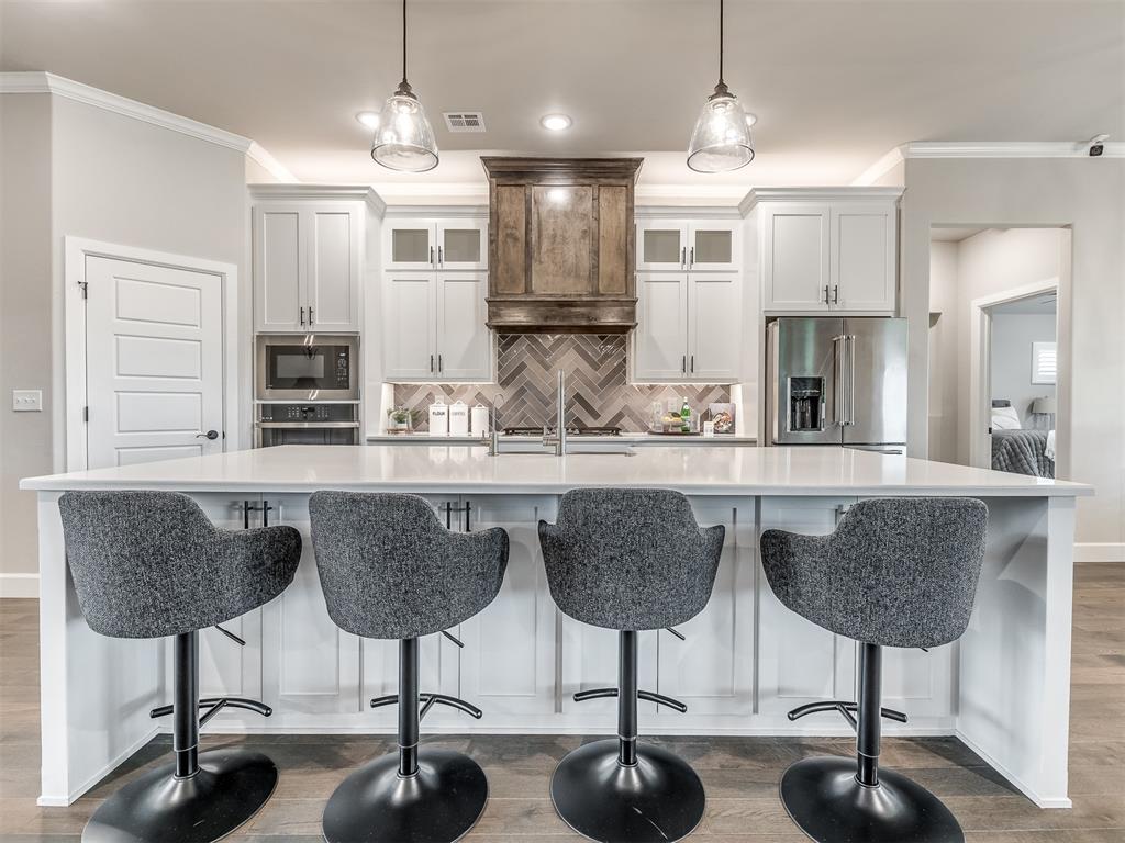 10220 Oakwood Drive