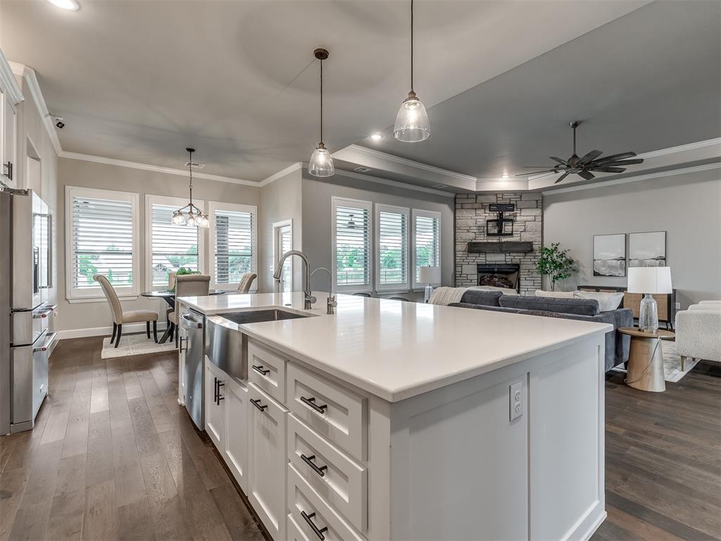 10220 Oakwood Drive