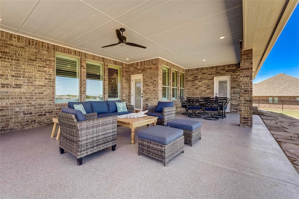 10220 Oakwood Drive