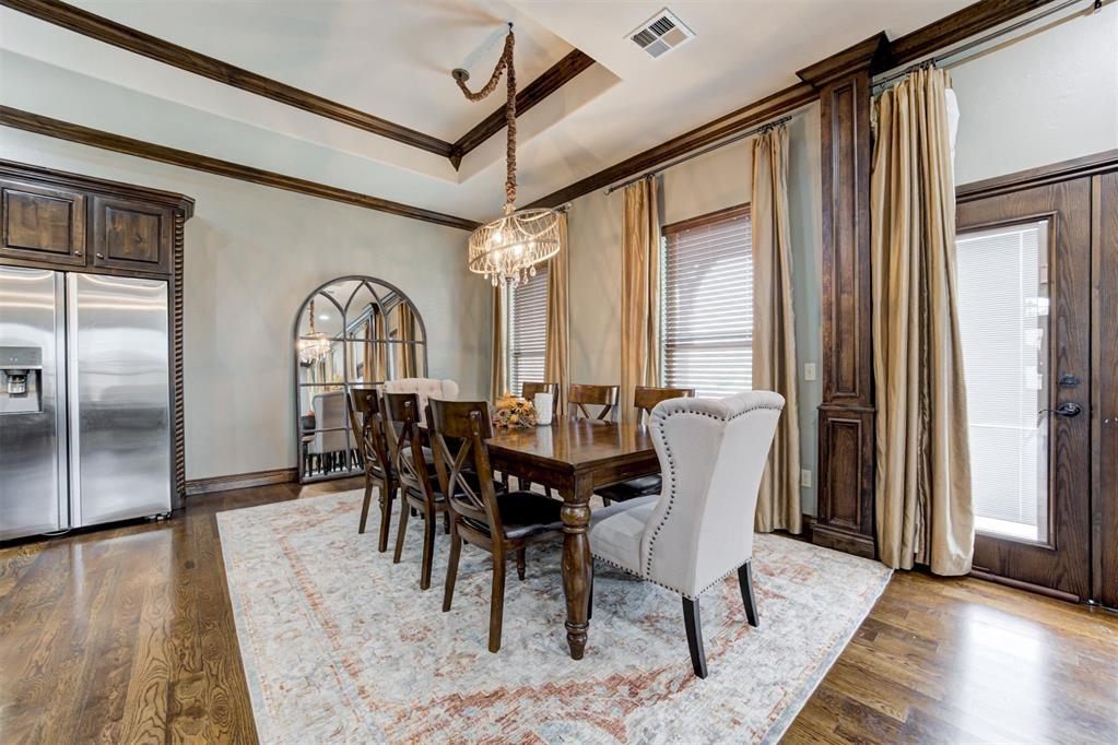 10201 Ashewood Drive