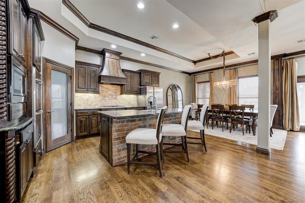 10201 Ashewood Drive