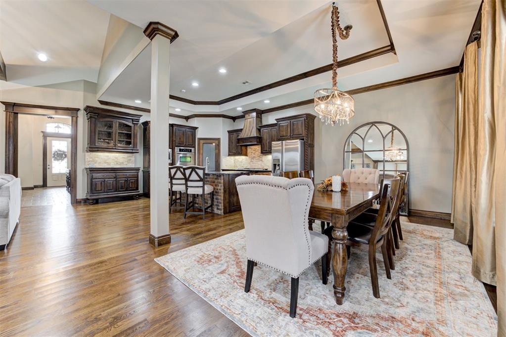 10201 Ashewood Drive