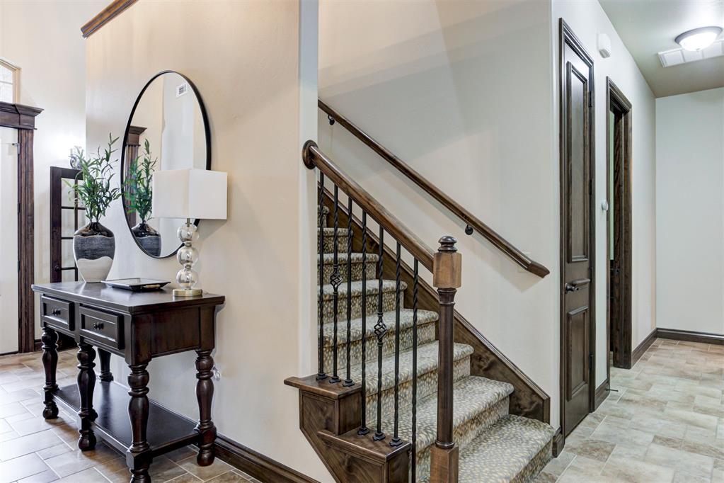 10201 Ashewood Drive