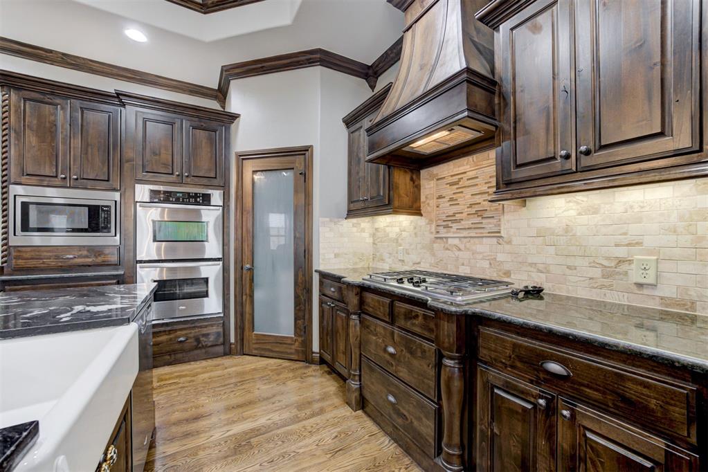 10201 Ashewood Drive