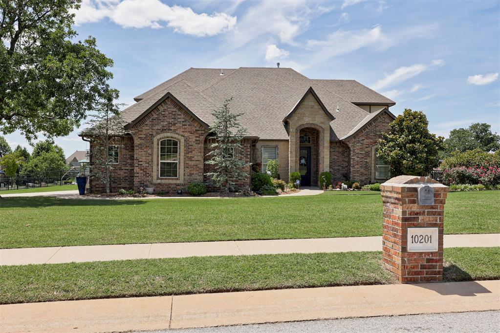 10201 Ashewood Drive