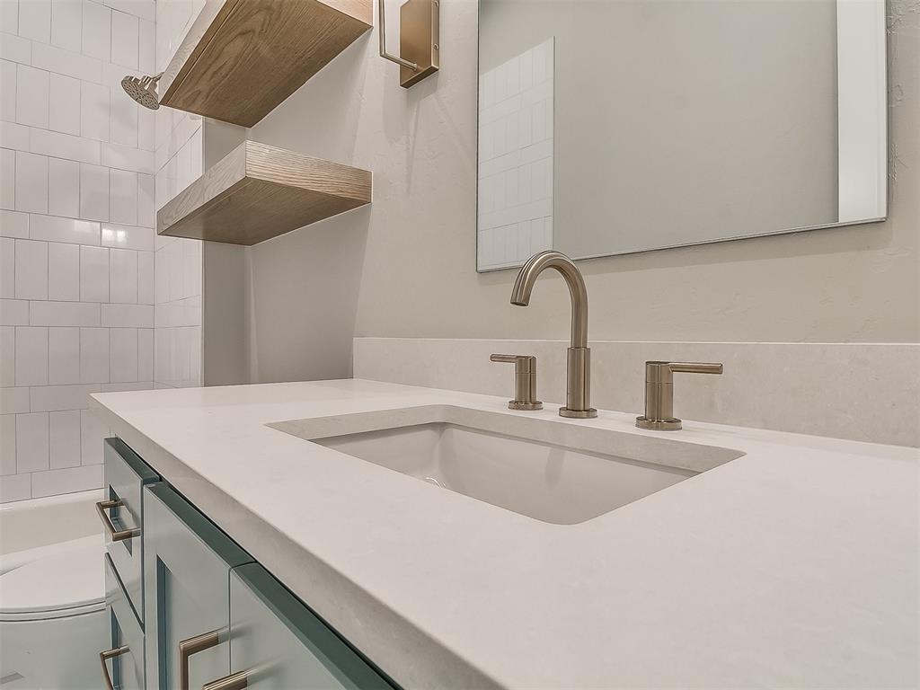 16405 Burgundy East Drive