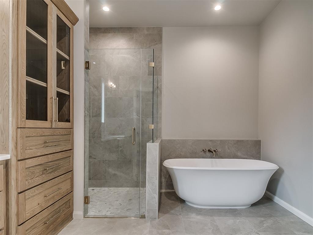 16405 Burgundy East Drive