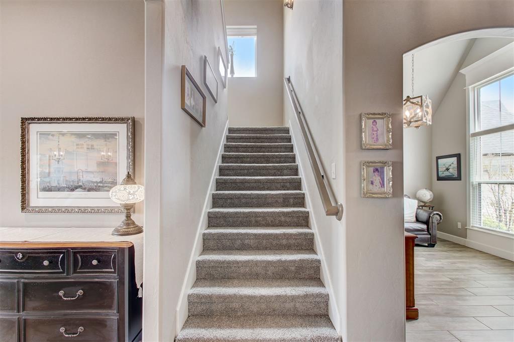 3025 Birchwood Circle