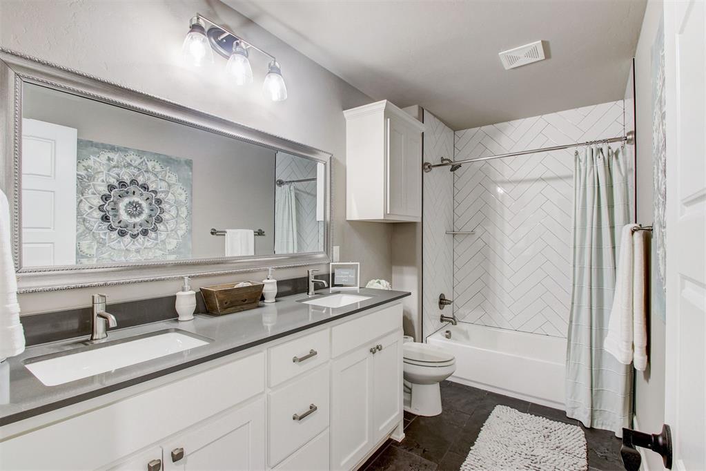 3025 Birchwood Circle