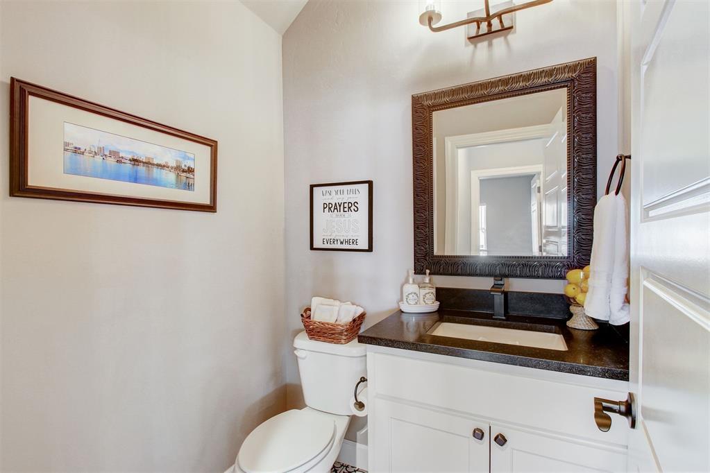 3025 Birchwood Circle