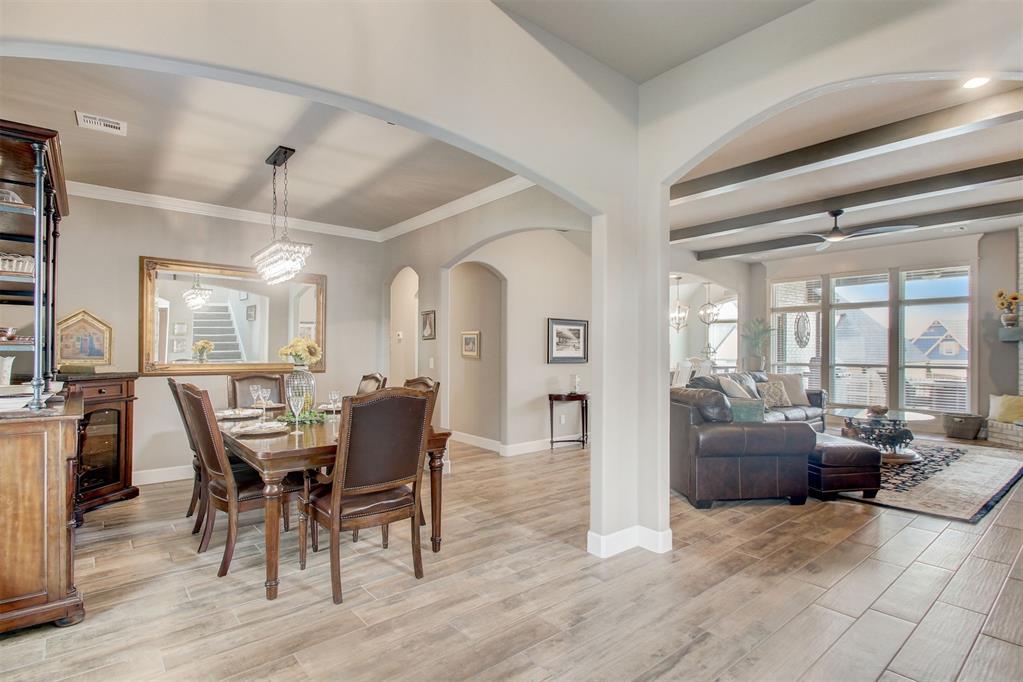 3025 Birchwood Circle