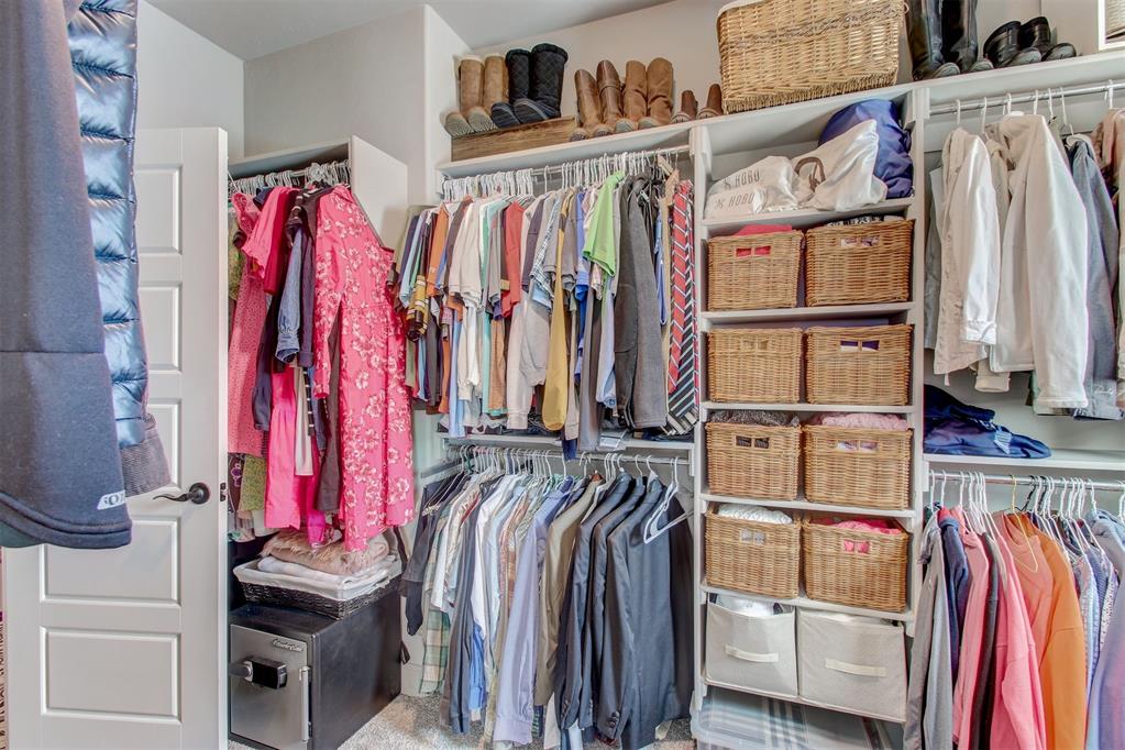 3025 Birchwood Circle