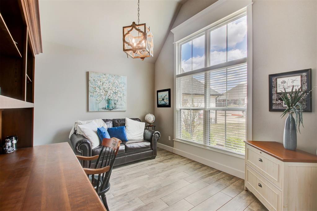 3025 Birchwood Circle