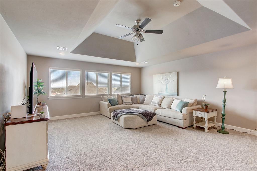 3025 Birchwood Circle