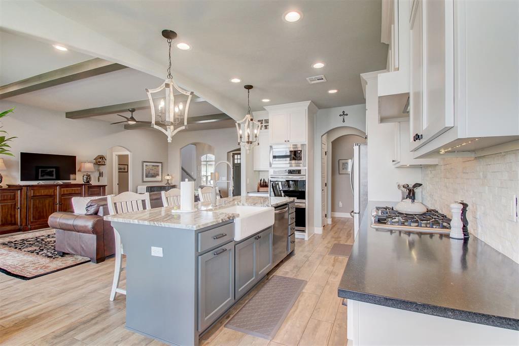 3025 Birchwood Circle