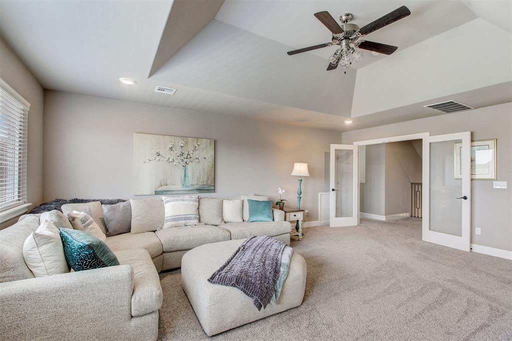 3025 Birchwood Circle