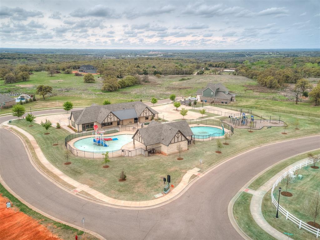 3025 Birchwood Circle