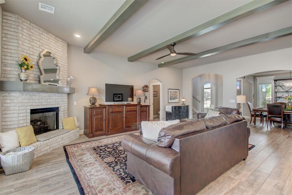 3025 Birchwood Circle