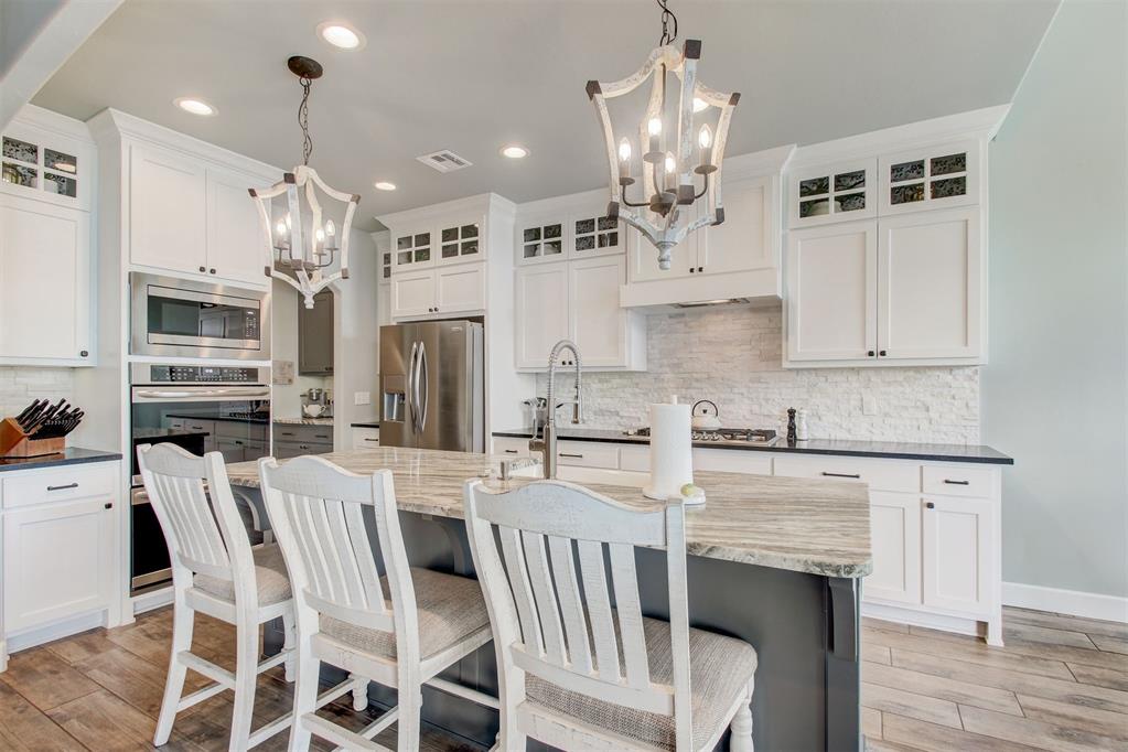 3025 Birchwood Circle