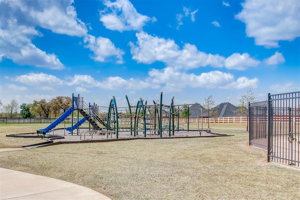 3025 Birchwood Circle