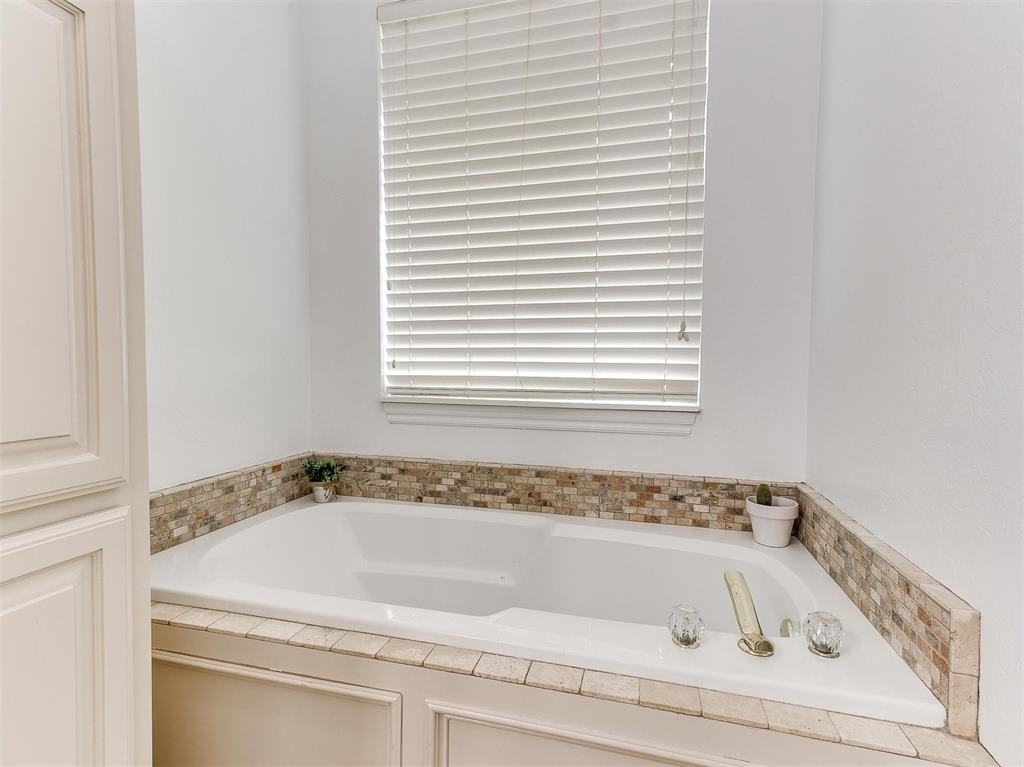 2317 Saint Annes Drive