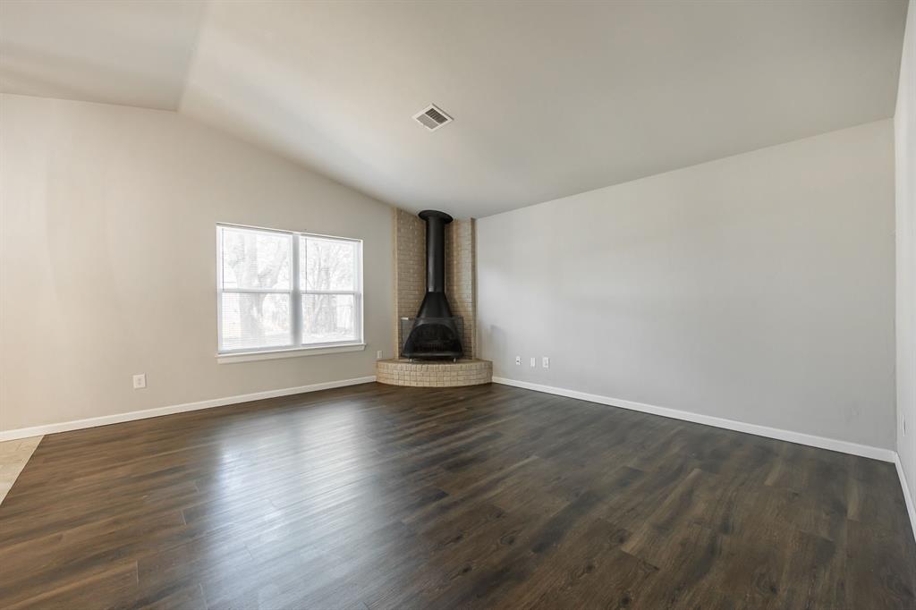 607 E 27th Street